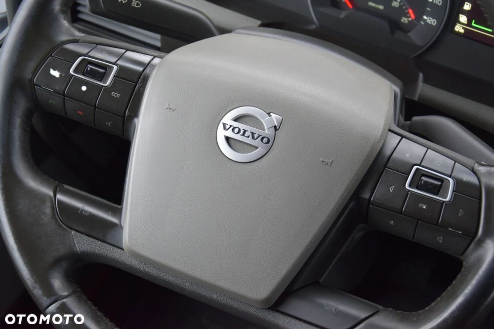 Volvo FH500 / FULL ADR / HYDRAULIKA / EURO 6 / ACC / LEDY / ALUFELGI / SERWISOWANY / SPROWADZONY - 30