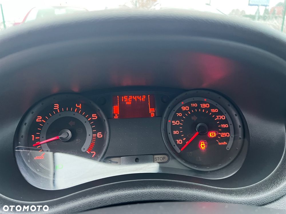 Renault Clio 1.2 16V Expression - 20