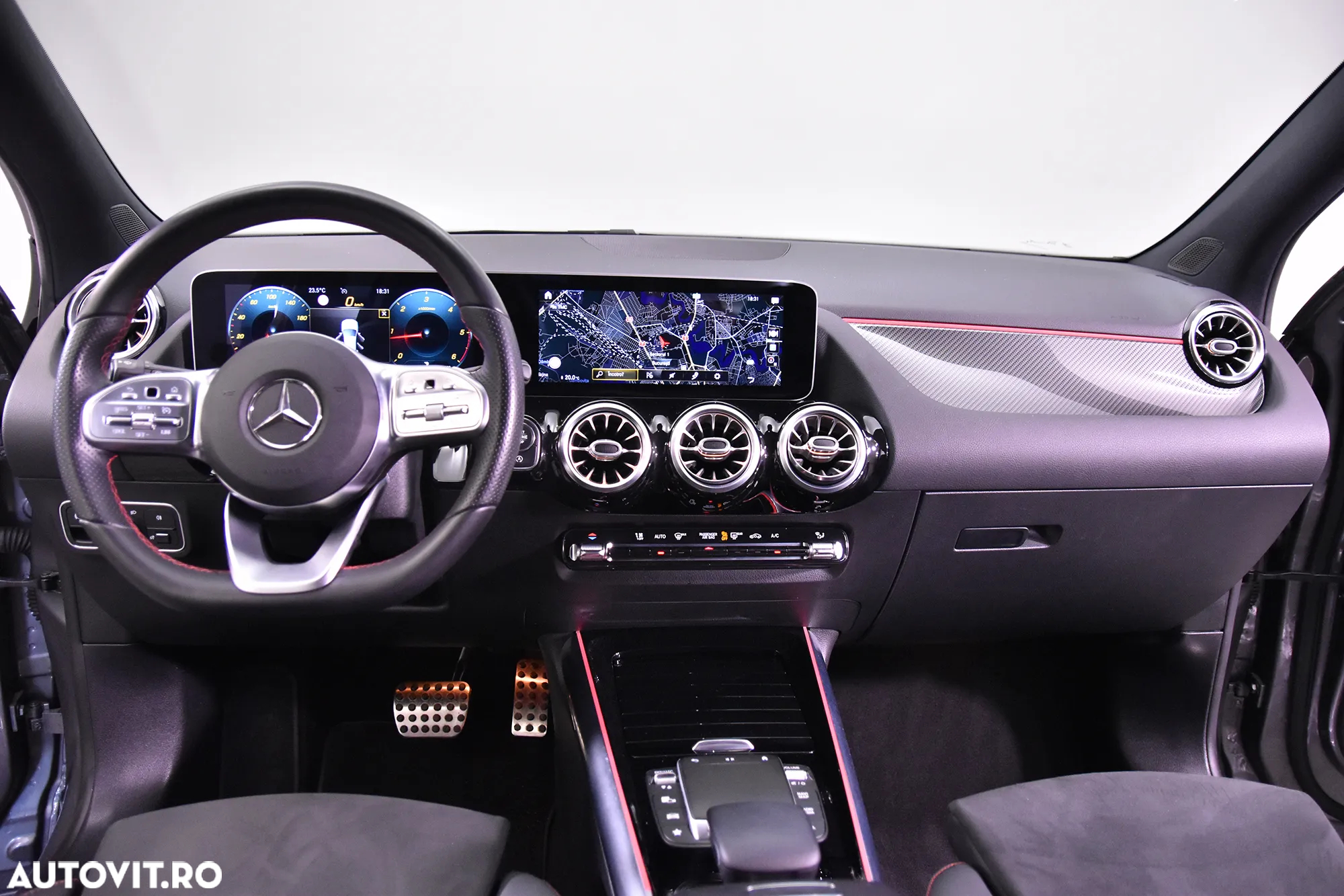 Mercedes-Benz GLA 220 d Aut. - 10