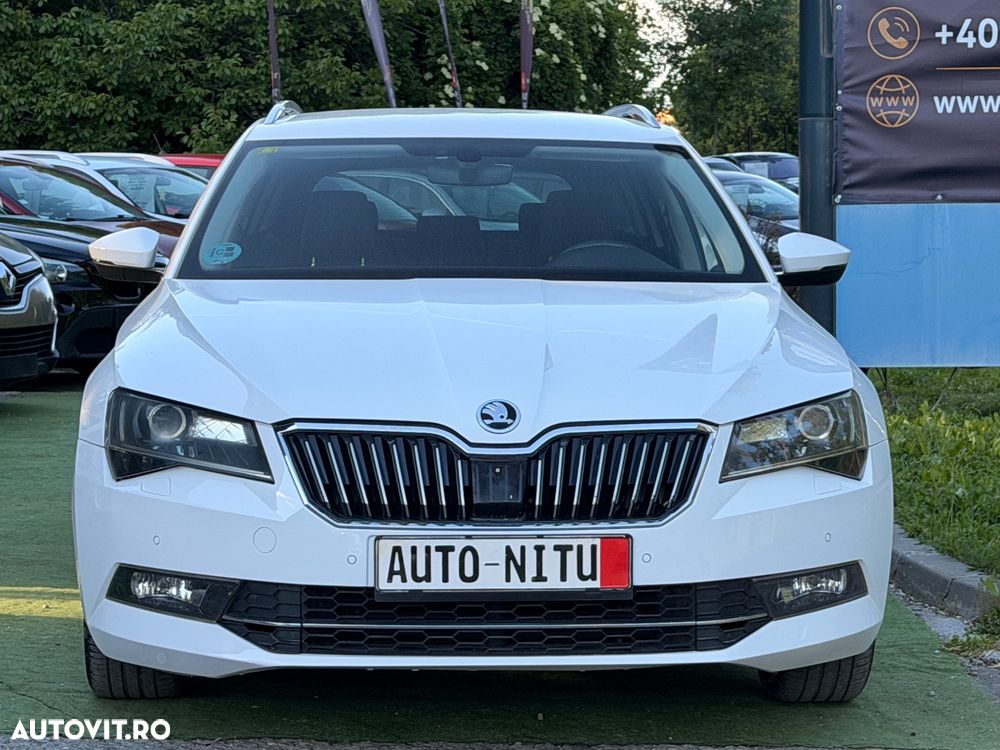 Skoda Superb 2.0 TDI DSG Premium Edition - 16
