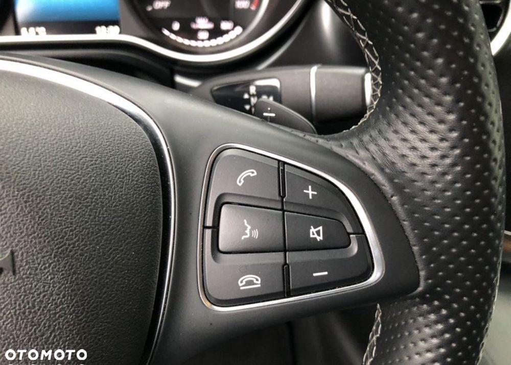 Mercedes-Benz EQV - 25