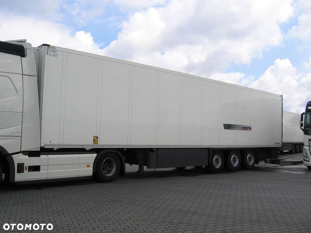 Schmitz Cargobull SKO 24 - 6