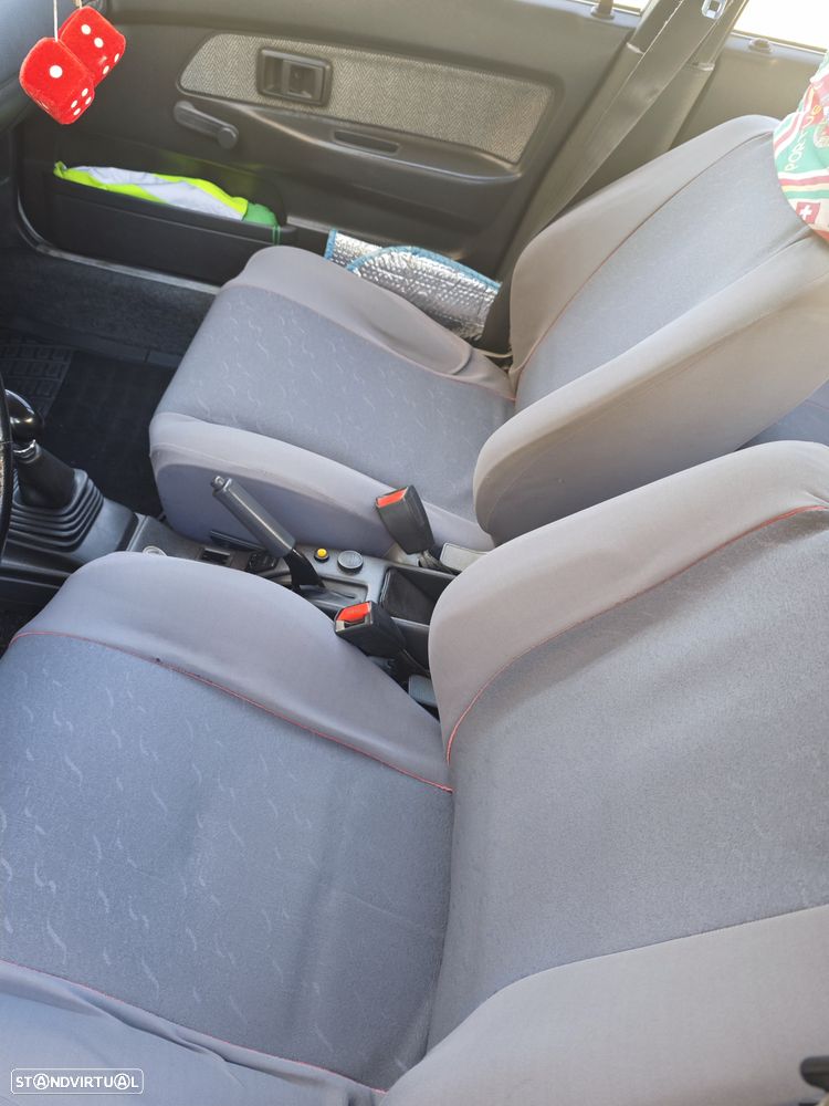 Toyota Corolla Liftback 1.3 - 7