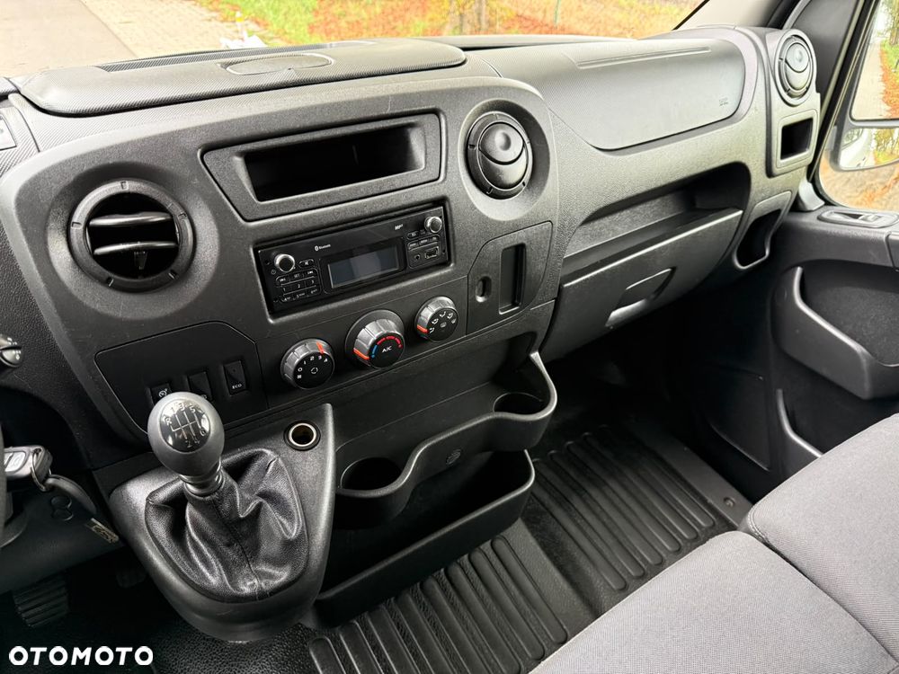 Renault Master - 15