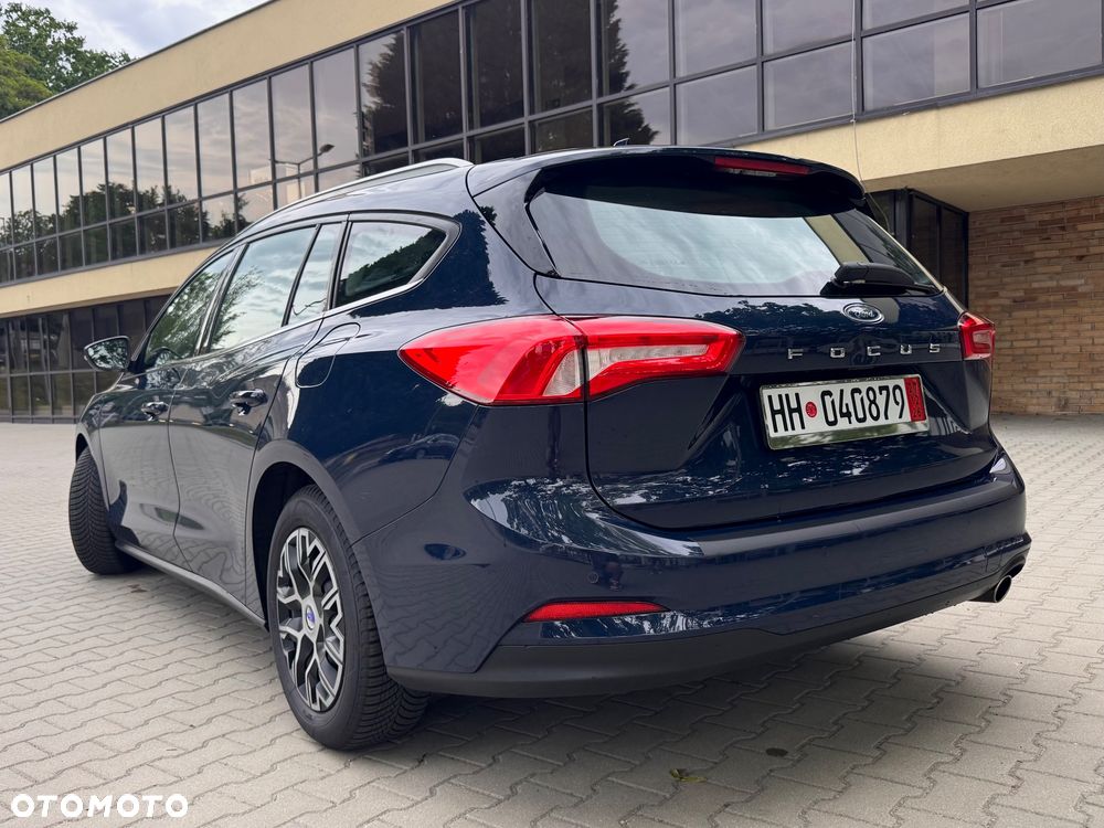Ford Focus 1.0 EcoBoost Start-Stopp-System TITANIUM STYLE - 6