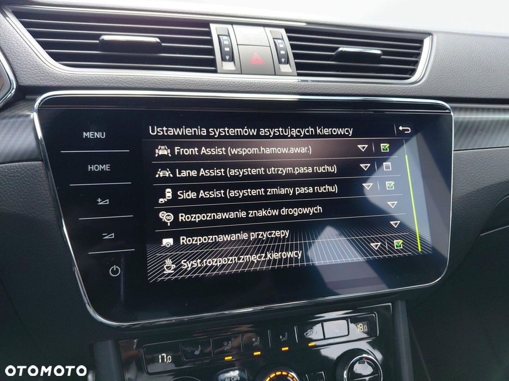 Skoda Superb 2.0 TDI SCR Sportline DSG - 38
