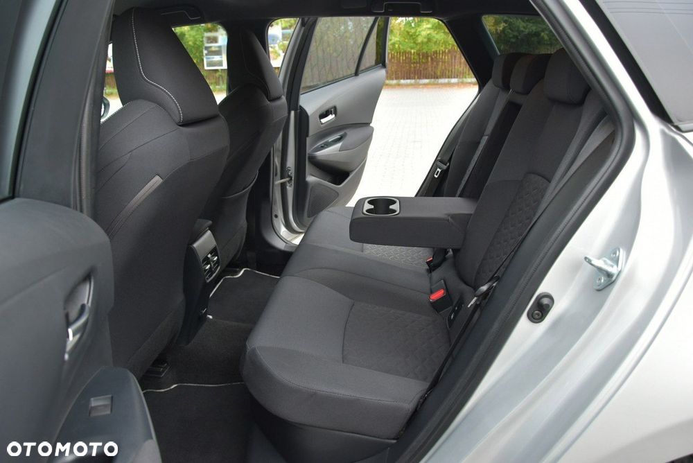 Toyota Corolla - 17