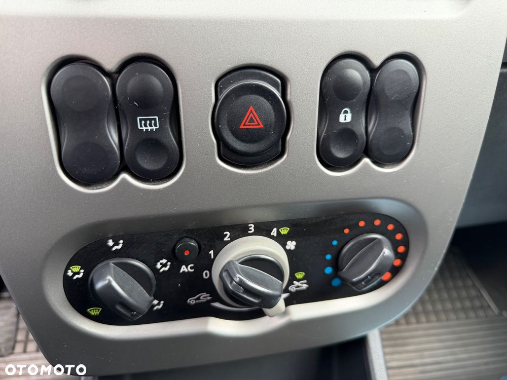 Dacia Sandero 1.4 MPI - 13