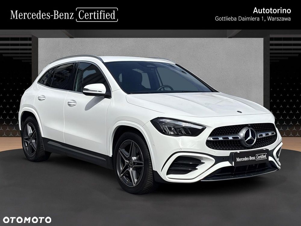 Mercedes-Benz GLA - 8