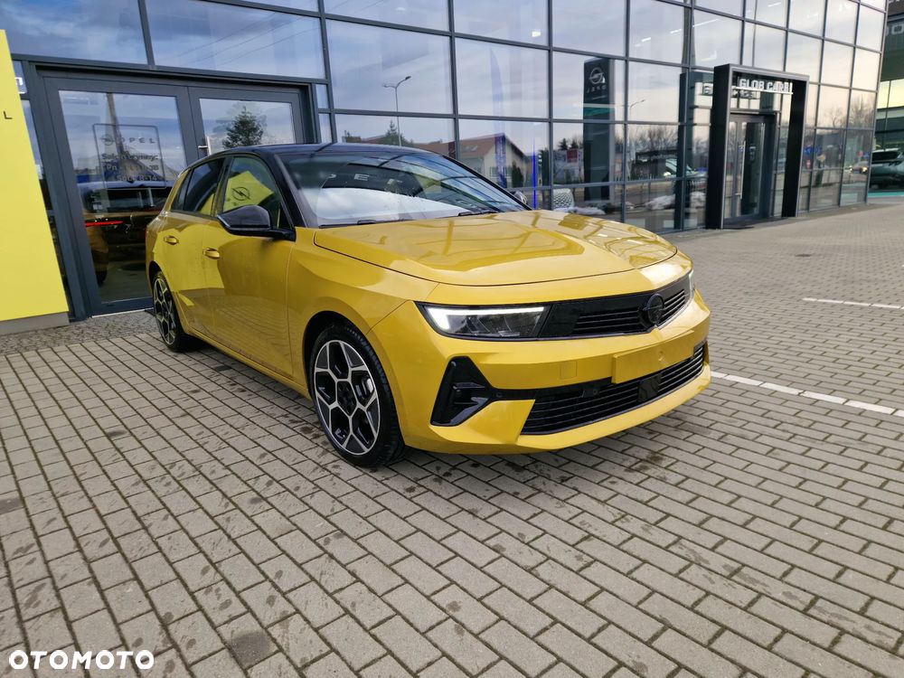 Opel Astra 1.2 T GS Line S&S - 13