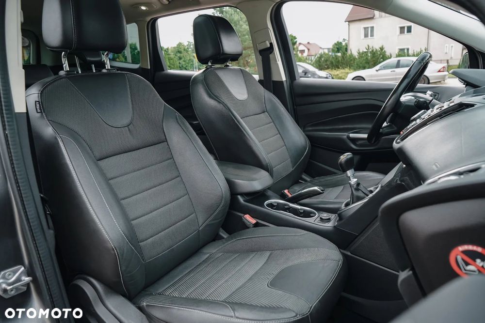 Ford Kuga 2.0 TDCi Titanium S - 25