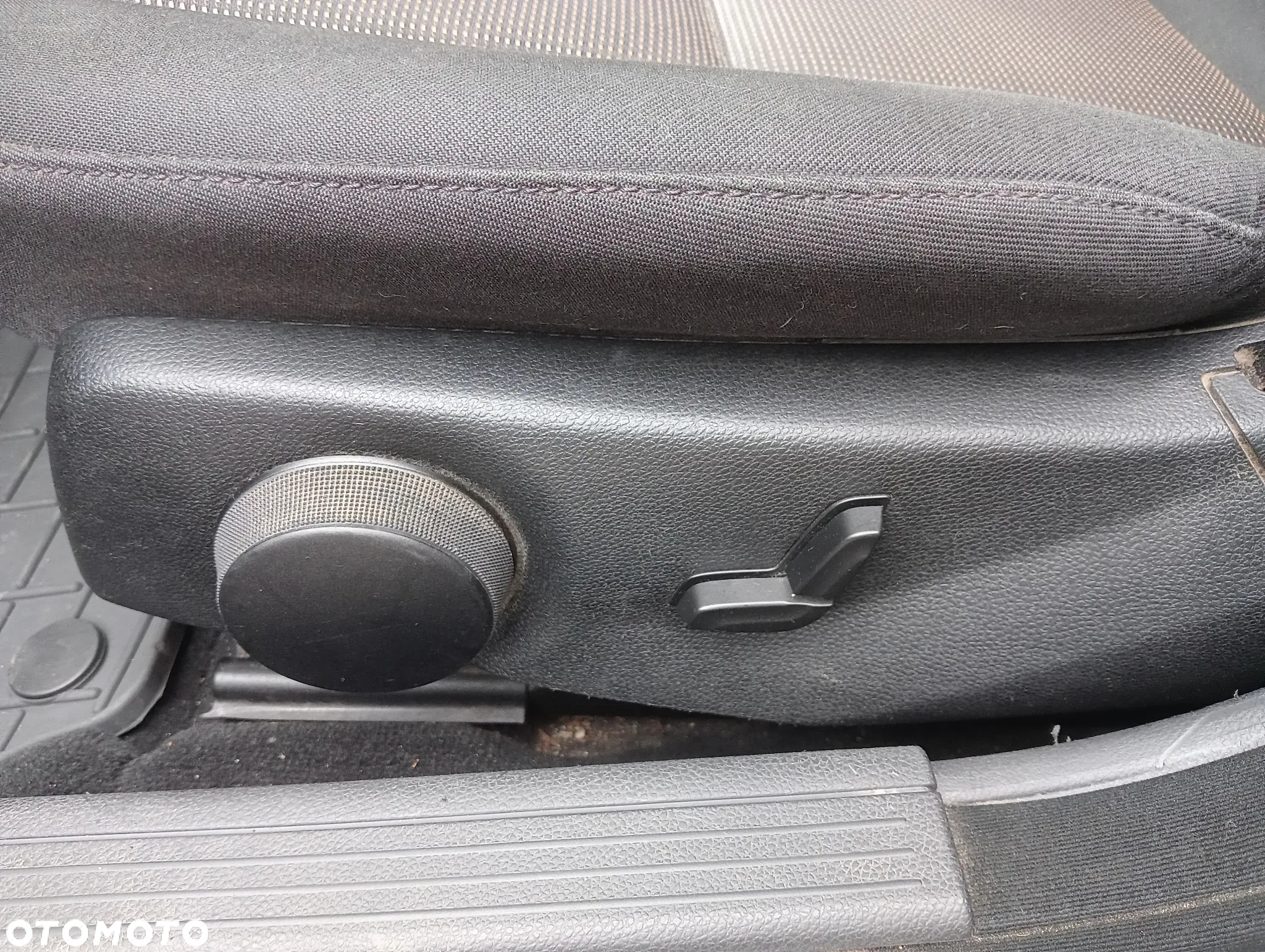 Mercedes-Benz Klasa C 200 CDI DPF Automatik Elegance - 15