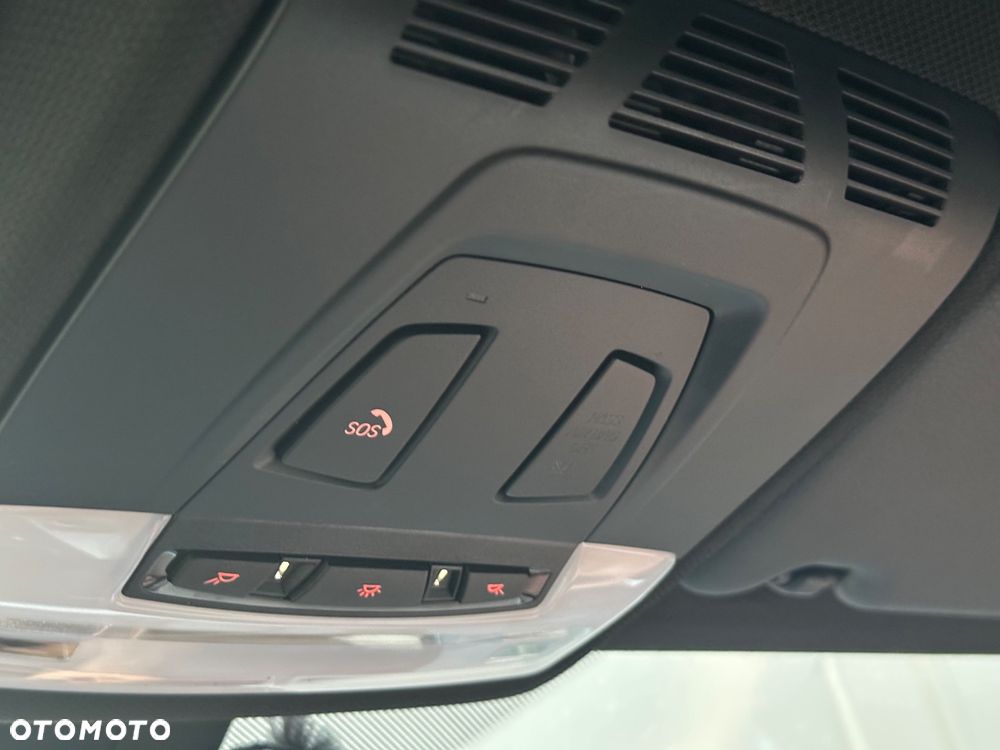 BMW Seria 3 - 32