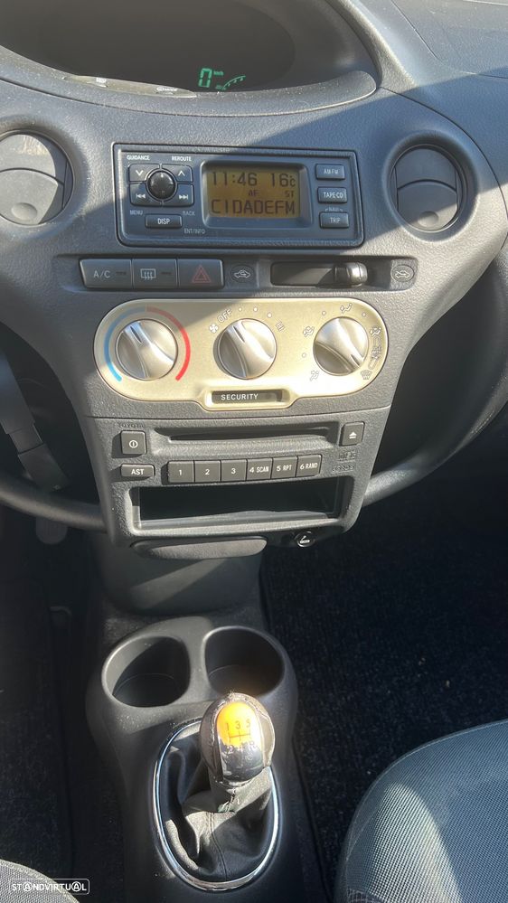 Toyota Yaris 1.0 Final Edition - 8