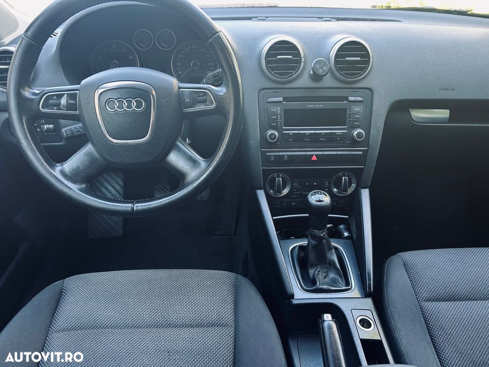 Audi A3 1.2 TFSI Sportback Attraction - 8