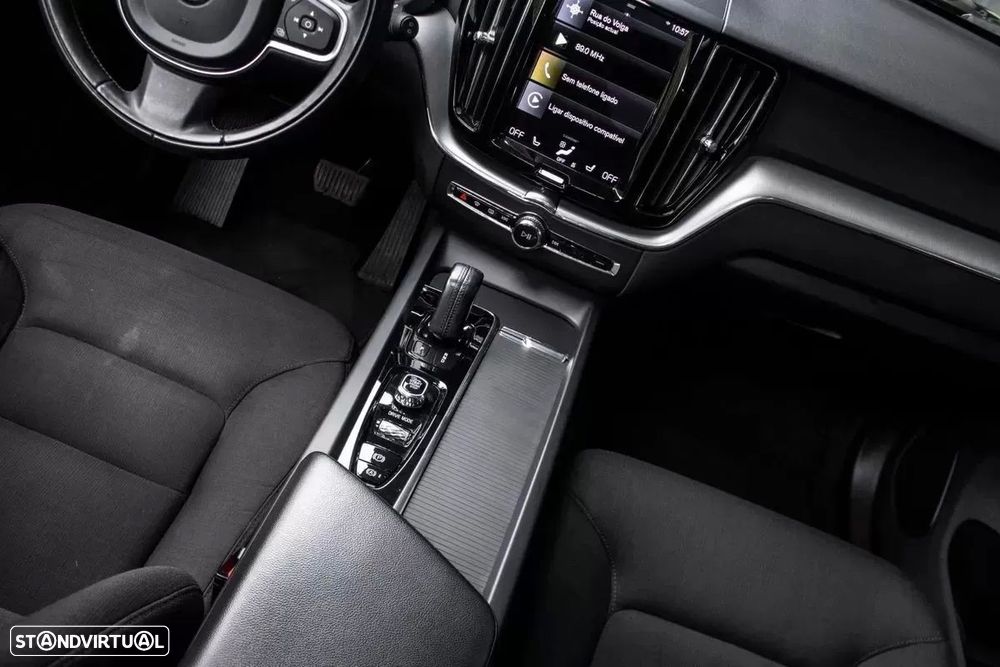 Volvo XC 60 2.0 T6 PHEV Inscription AWD - 37