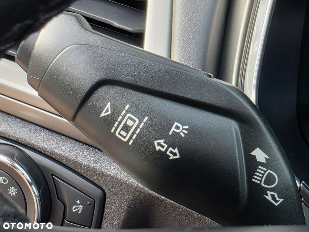 Ford Mondeo 2.0 Hybrid Vignale - 29