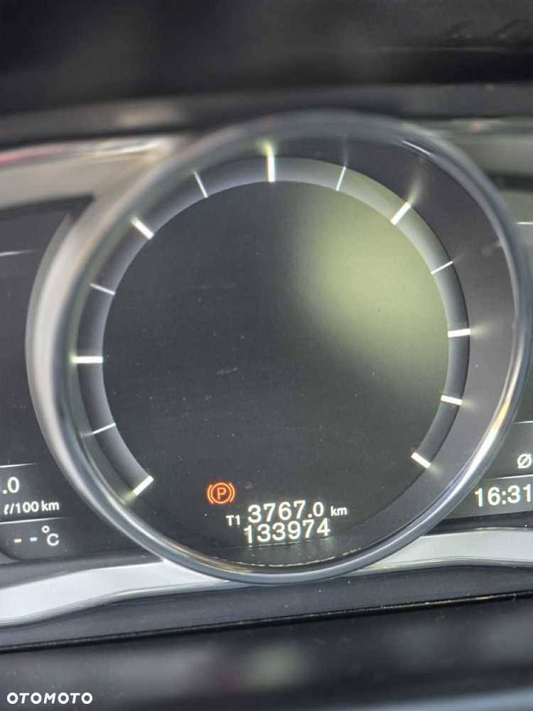 Volvo XC 60 D5 AWD Geartronic Summum - 6