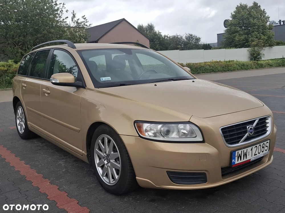 Volvo V50 D5 Kinetic - 1