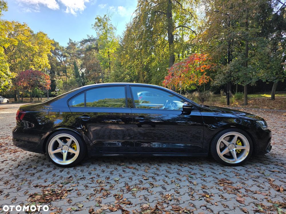 Volkswagen Jetta 2015 photo 4