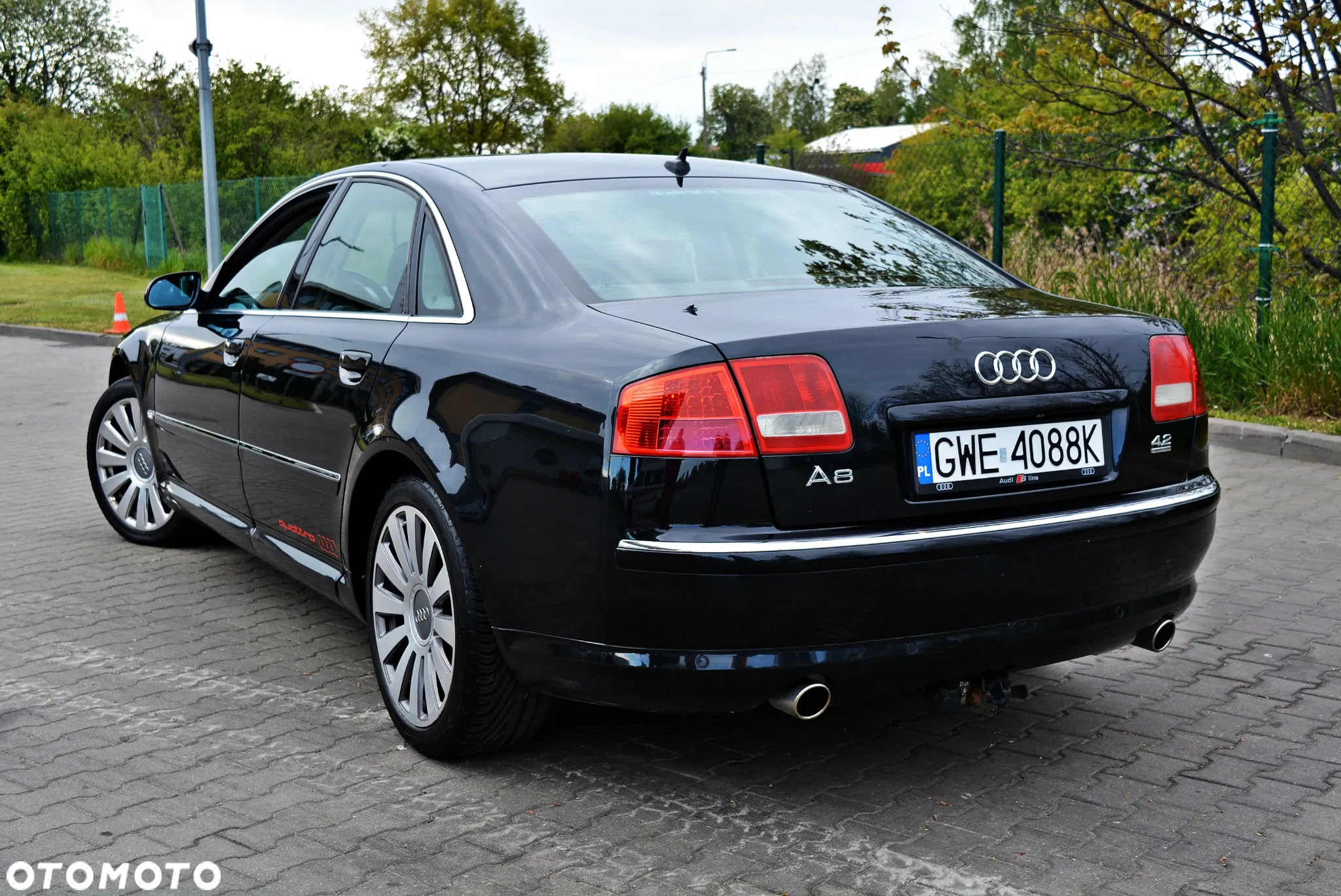 Audi A8 4.2 Quattro - 7