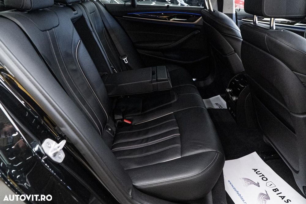 BMW Seria 5 530e iPerformance Aut. Luxury Line - 9