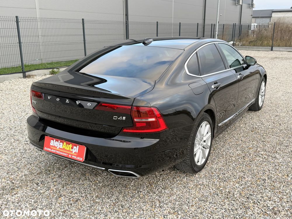Volvo S90 D4 AWD Inscription - 4