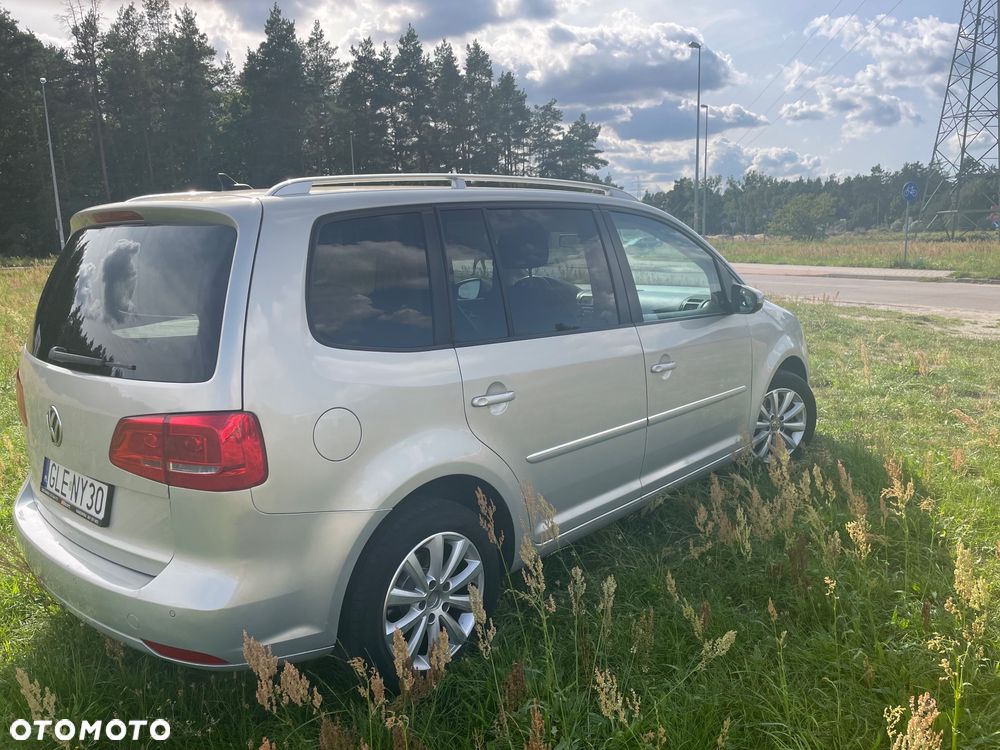 Volkswagen Touran 2.0 TDI DPF Highline DSG - 14