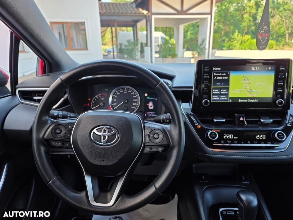 Toyota Corolla 1.8 Business Edition - 18