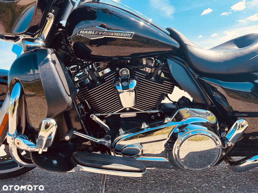 Harley-Davidson Touring Street Glide - 6