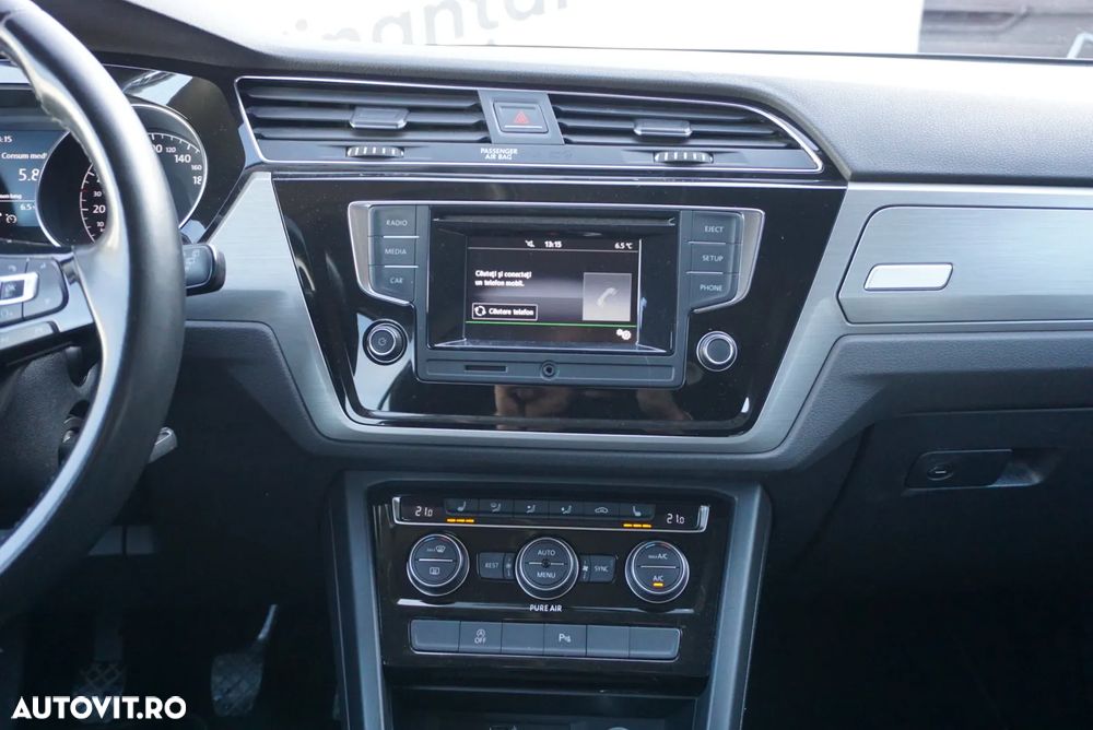 Volkswagen Touran 1.6 TDI SCR BlueMotion Technology Trendline - 17