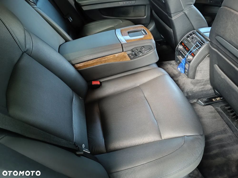 BMW Seria 7 - 9