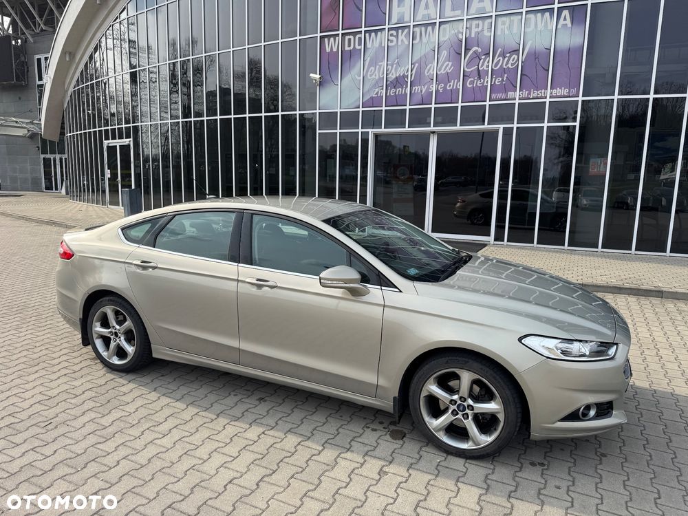 Ford Fusion - 5