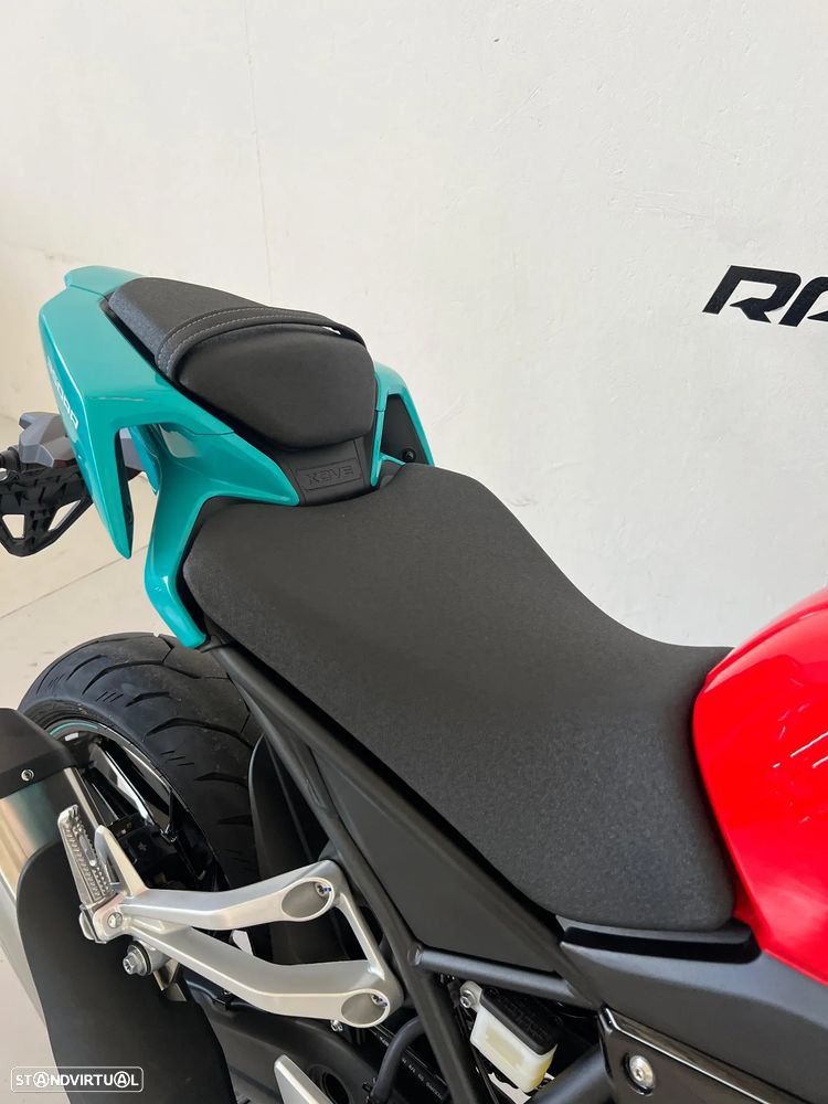 KOVE 350RR - CAMPEÃ MUNDIAL SUPERBIKES SSP300 2025 - 17