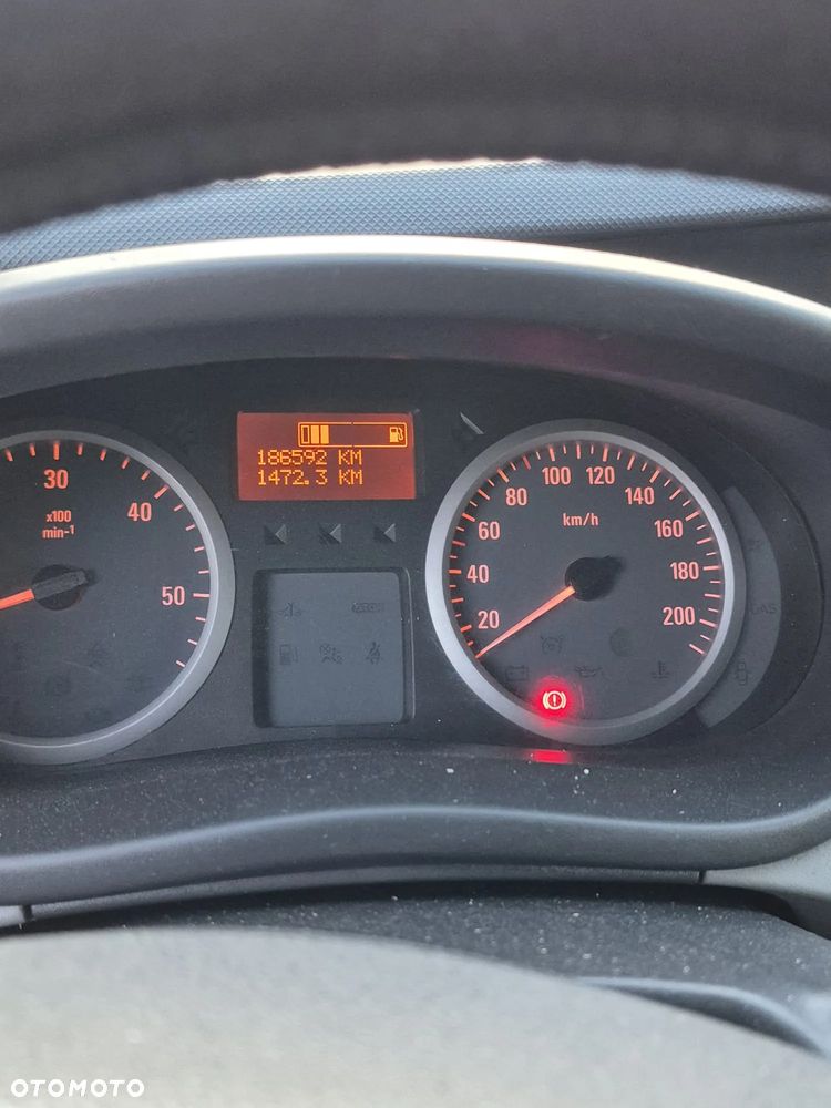 Opel Vivaro L2H1 2.9t Edition - 10