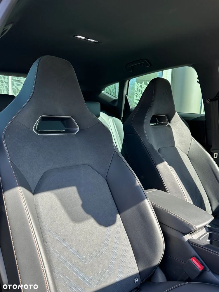 Cupra Formentor 1.5 eTSI mHEV DSG - 16