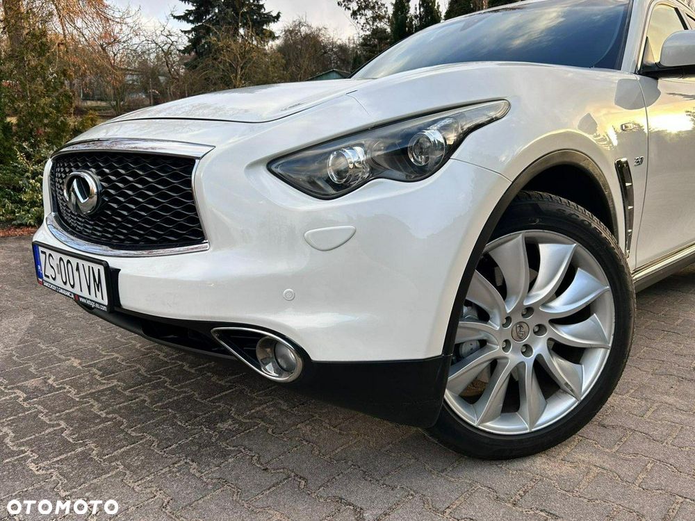 Infiniti QX70 3.7 AWD S Premium - 16