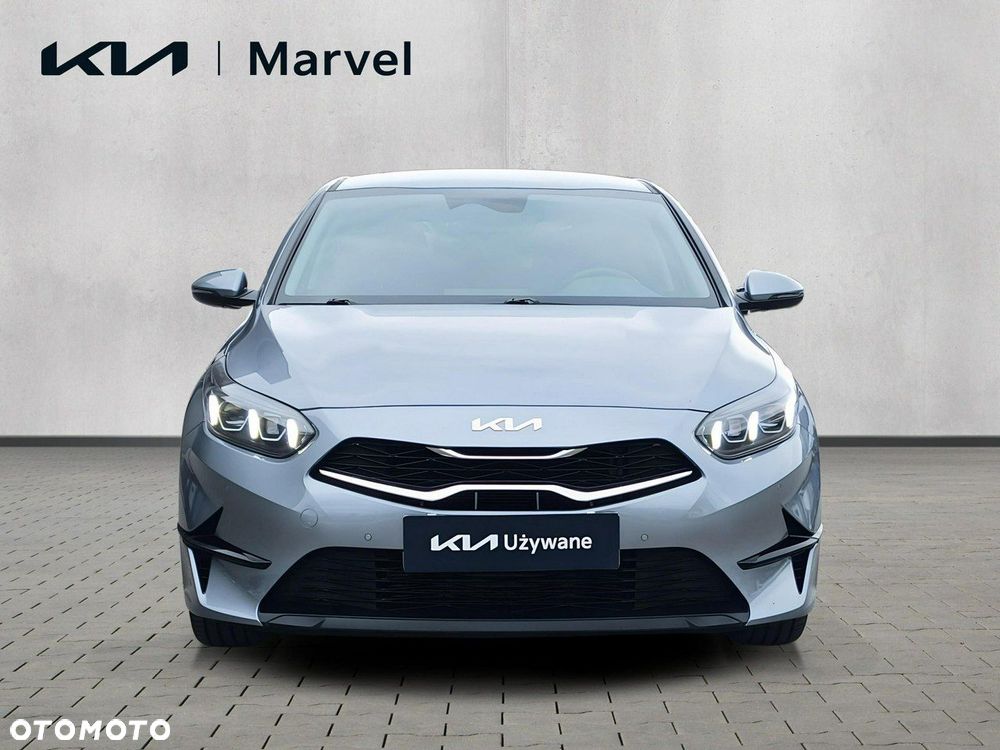 Kia Ceed - 9