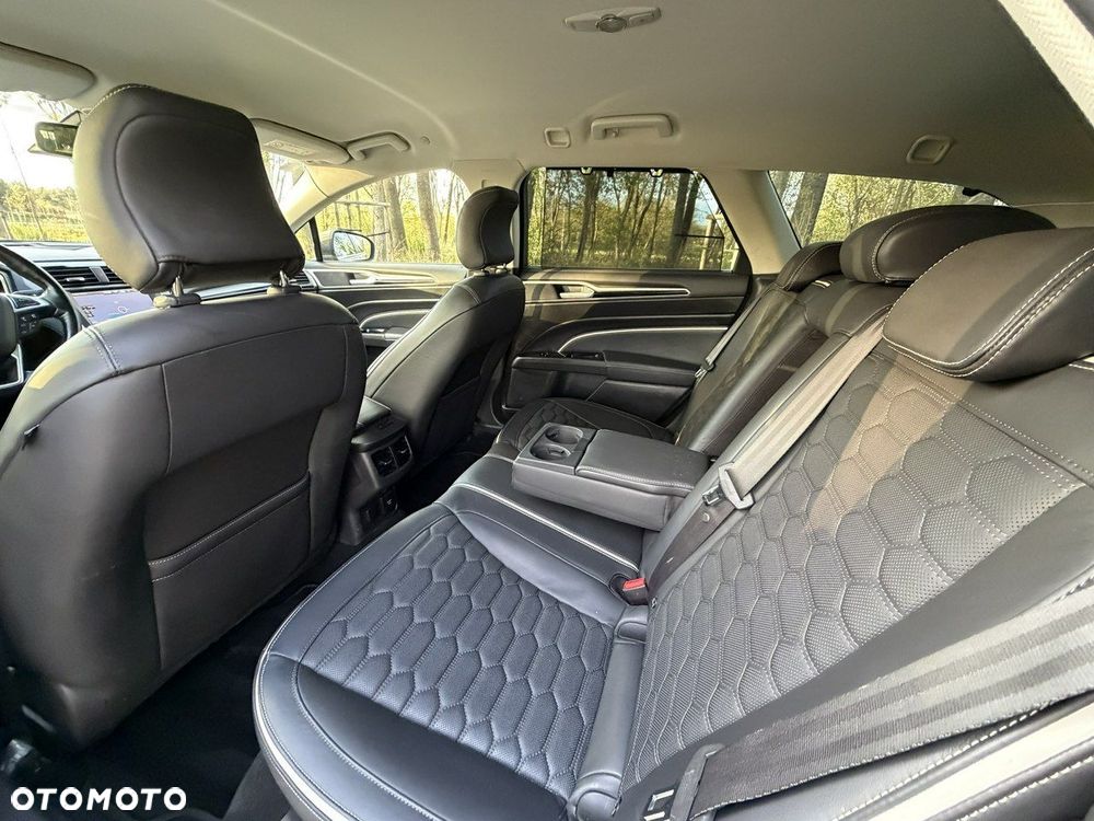 Ford Mondeo - 23