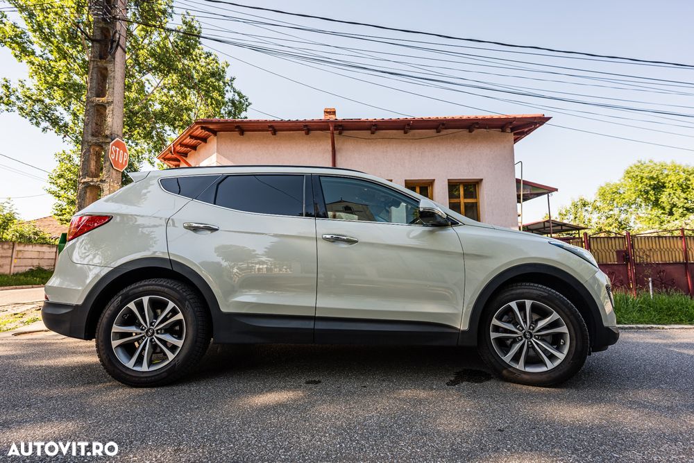 Hyundai Santa Fe 2.2 DSL 4WD Aut. Premium - 4