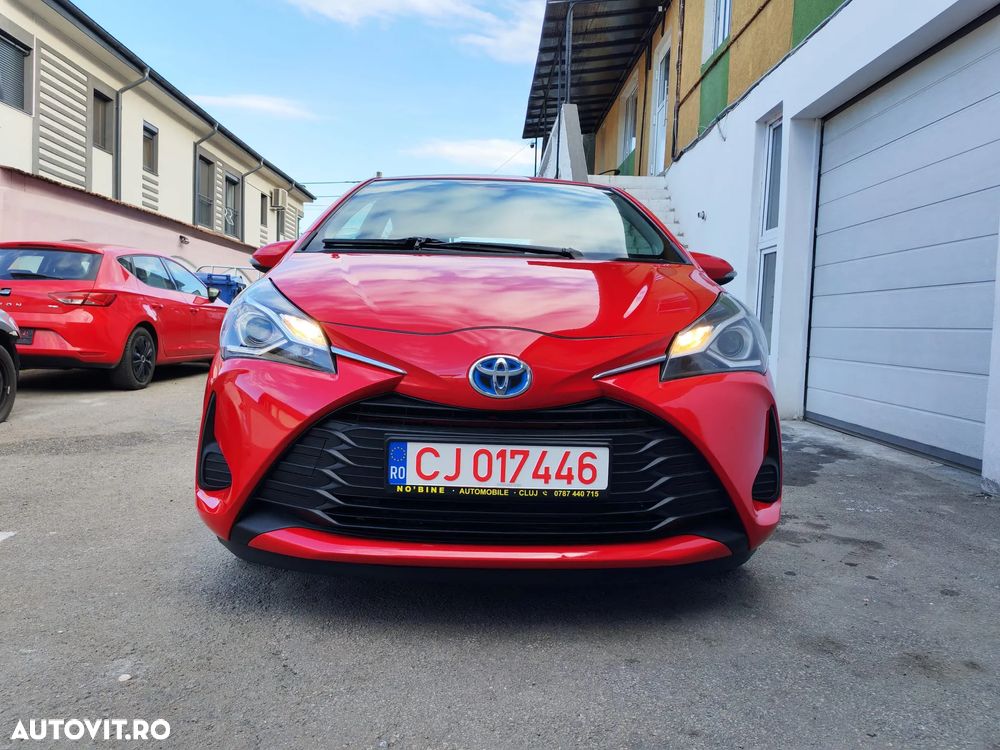 Toyota Yaris 1.5 VVT-i HSD Sol - 3