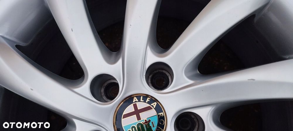 Felgi Aluminiowe Oryg. Alfa Romeo Giulietta 17Cali 5x110 7,5Jx17 Et41 Ø65,1 - 12