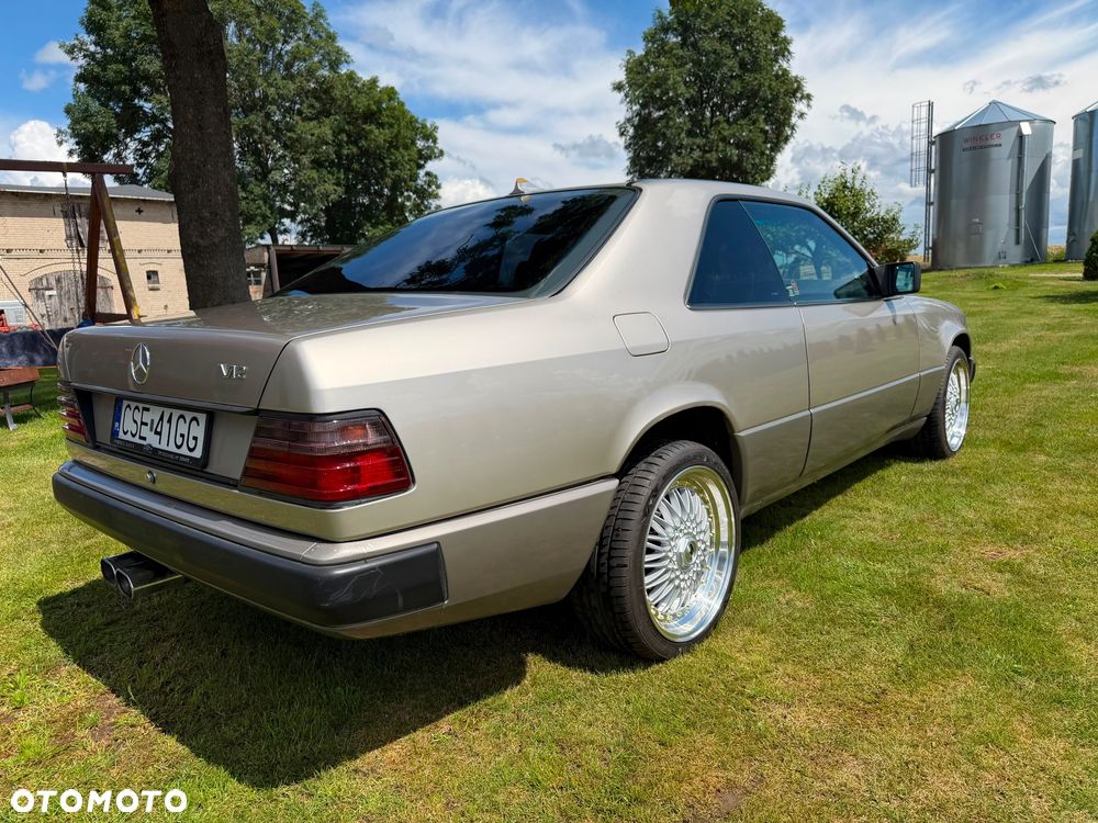 Mercedes-Benz W124 (1984-1993) - 3