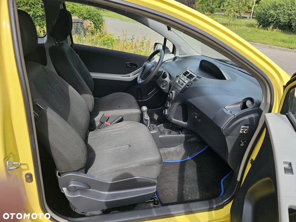 Toyota Yaris 1.33 Sol - 26