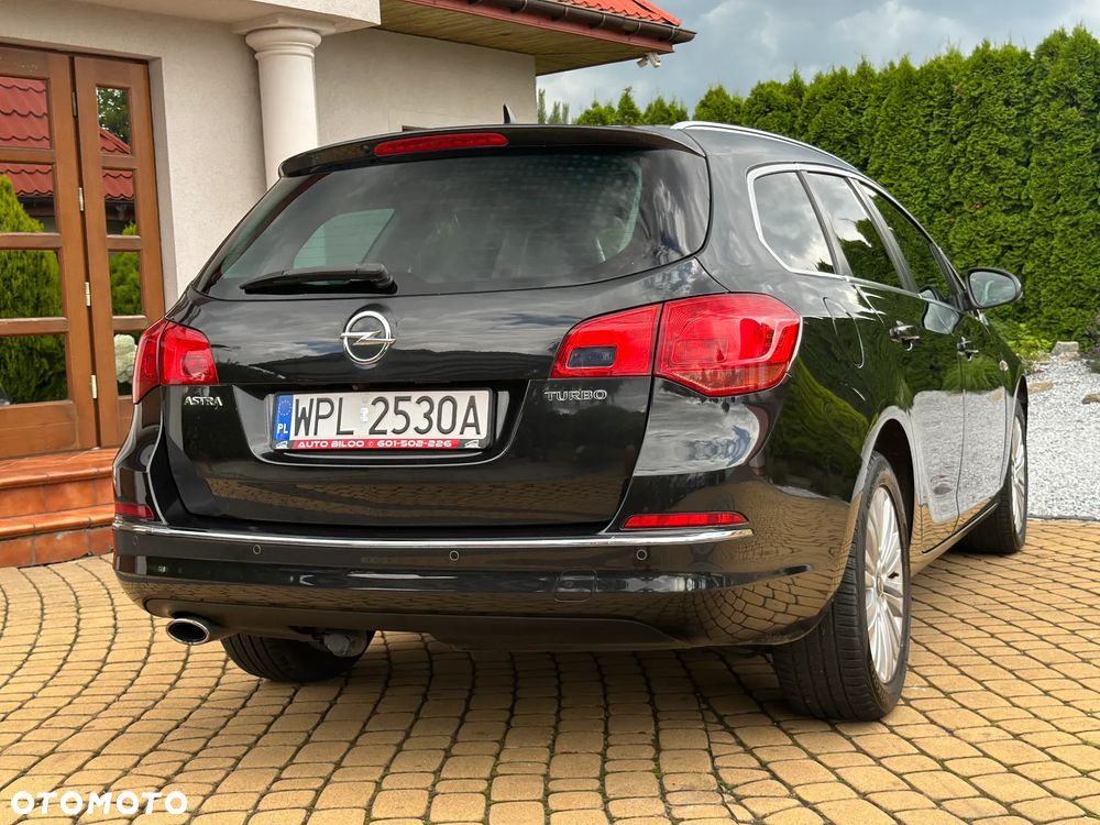 Opel Astra IV 1.6 T SIDI Cosmo S&S - 28