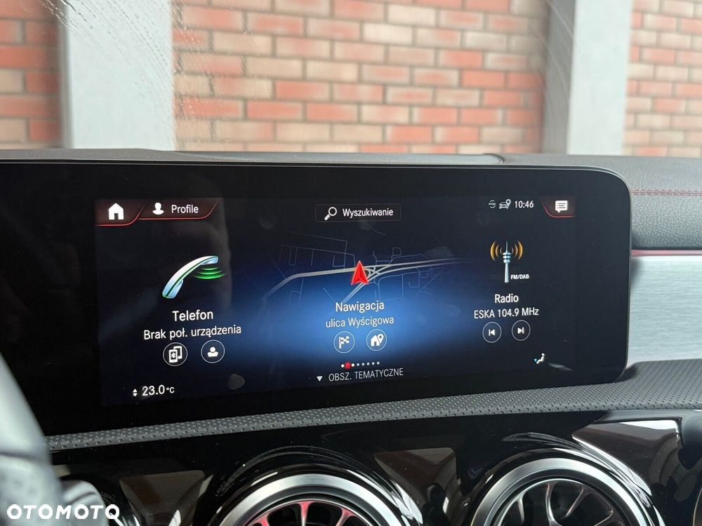 Mercedes-Benz CLA - 21