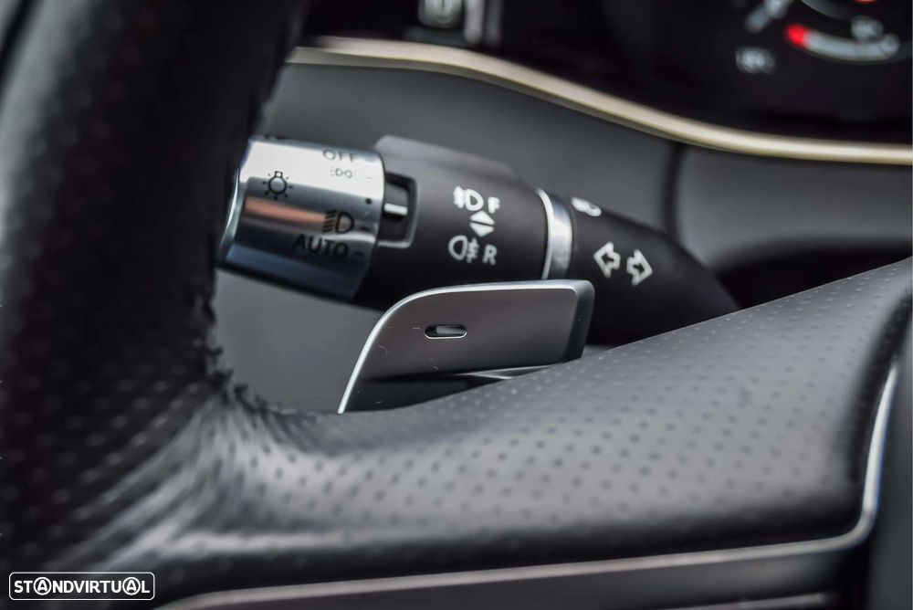 Land Rover Range Rover Evoque 1.5 P160 R-Dynamic SE Auto - 39