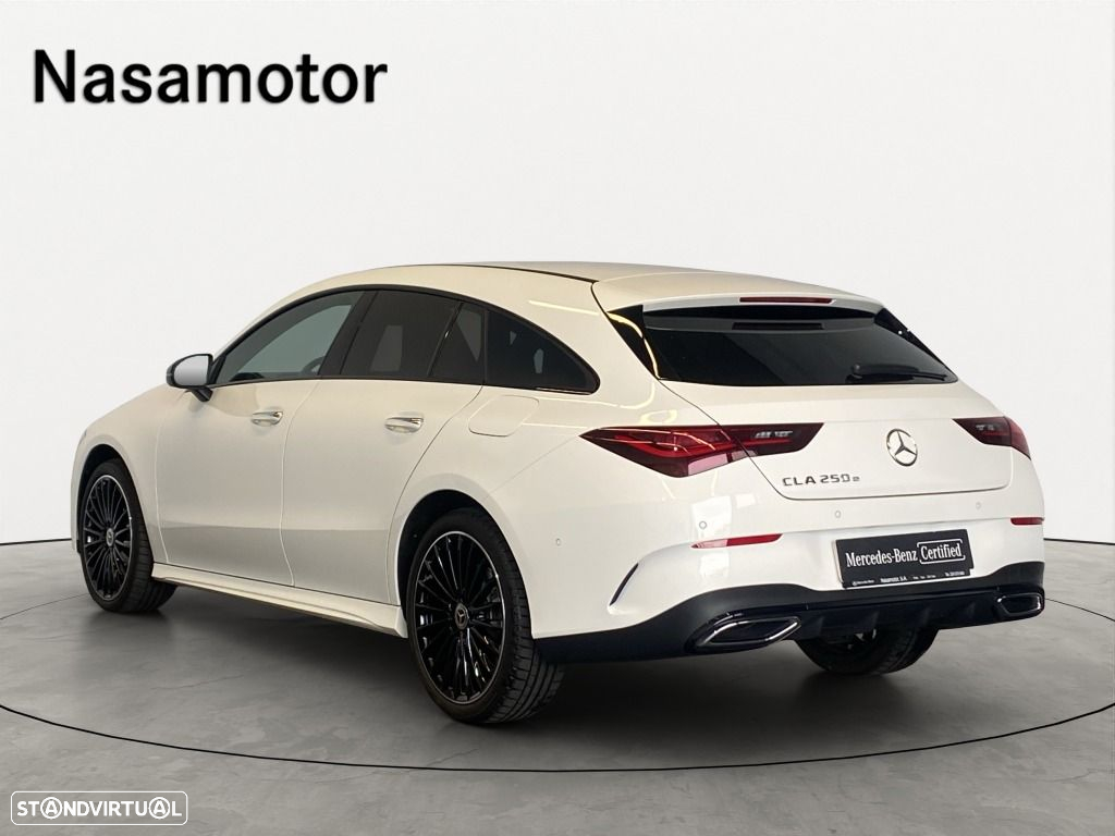 Mercedes-Benz CLA 250 e Shooting Brake AMG Line - 2