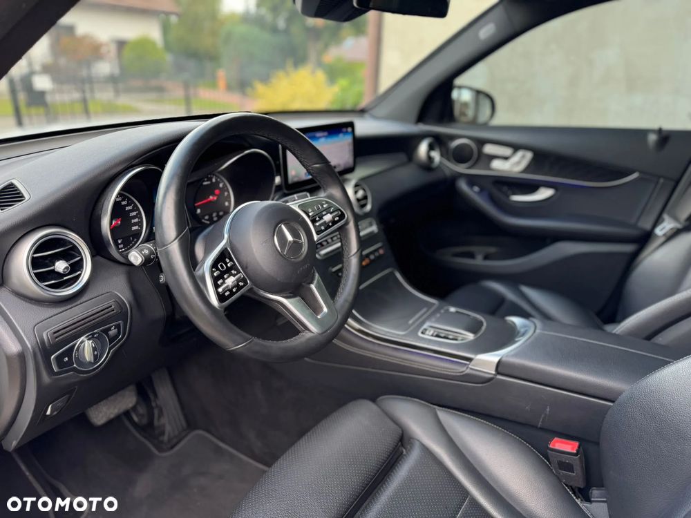 Mercedes-Benz GLC 300 4Matic 9G-TRONIC Edition AMG Line - 12