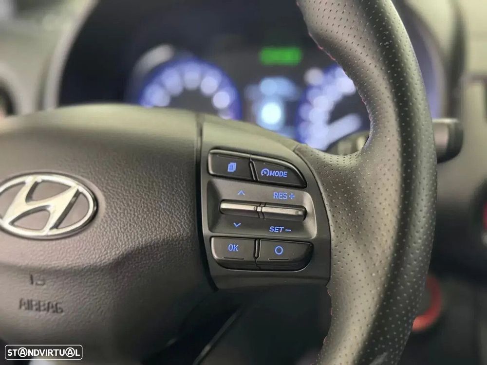 Hyundai Kauai 1.0 T-GDi Premium Pele/Tec.Vermelho - 34